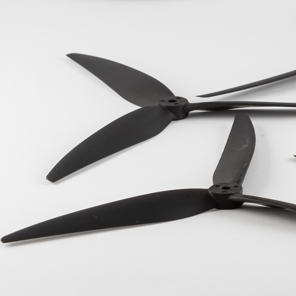 Пропелери Gemfan 1050, 3 лопаті, скловолокно, набір CW - 2 шт, CCW - 2 шт - 14